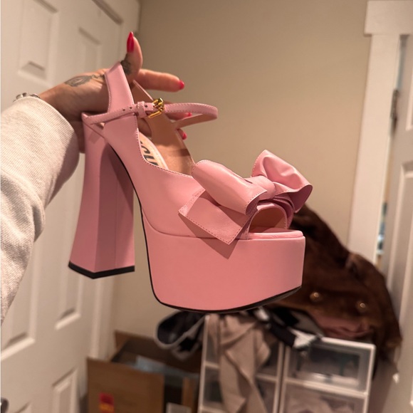 Moschino Platforms - Picture 9 of 10